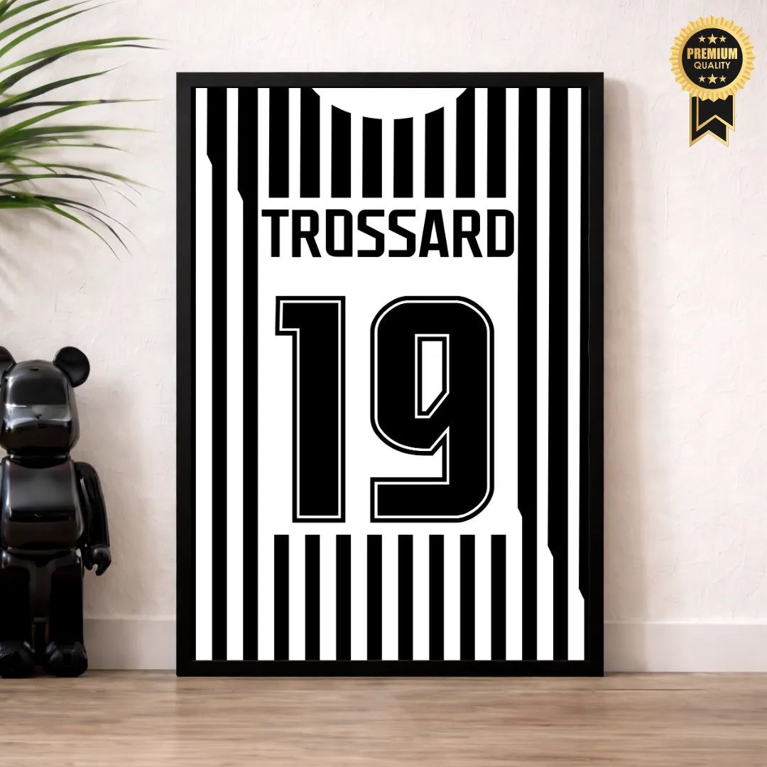 Trossard - Orkun - Vlahović Bundle Fußball Poster mit Rahmen