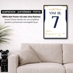 Vini Jr entscheidet den Supercup El Clasico per Hattrick Fußball Poster mit Rahmen