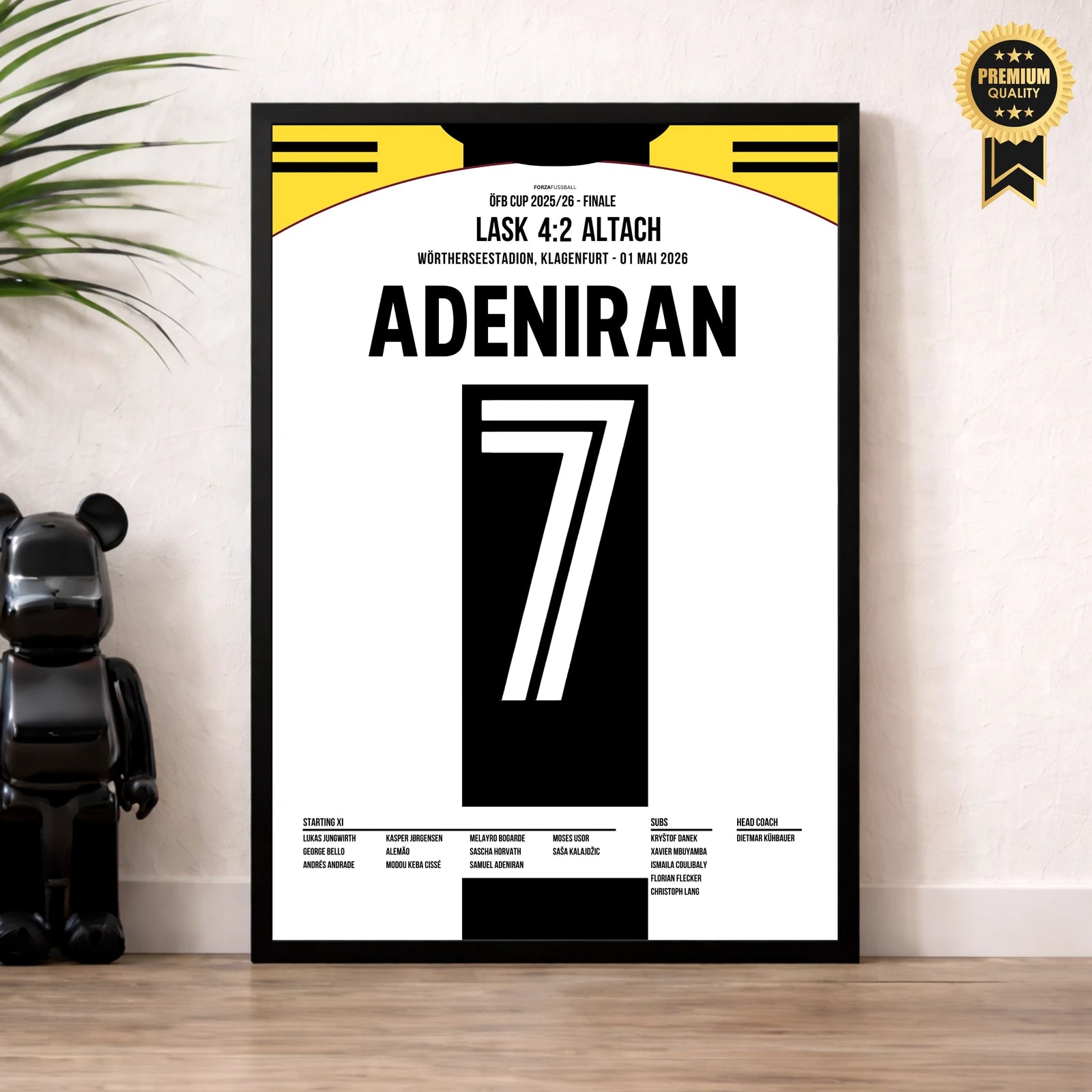 Adeniran LASK Poster im Wohnzimmer