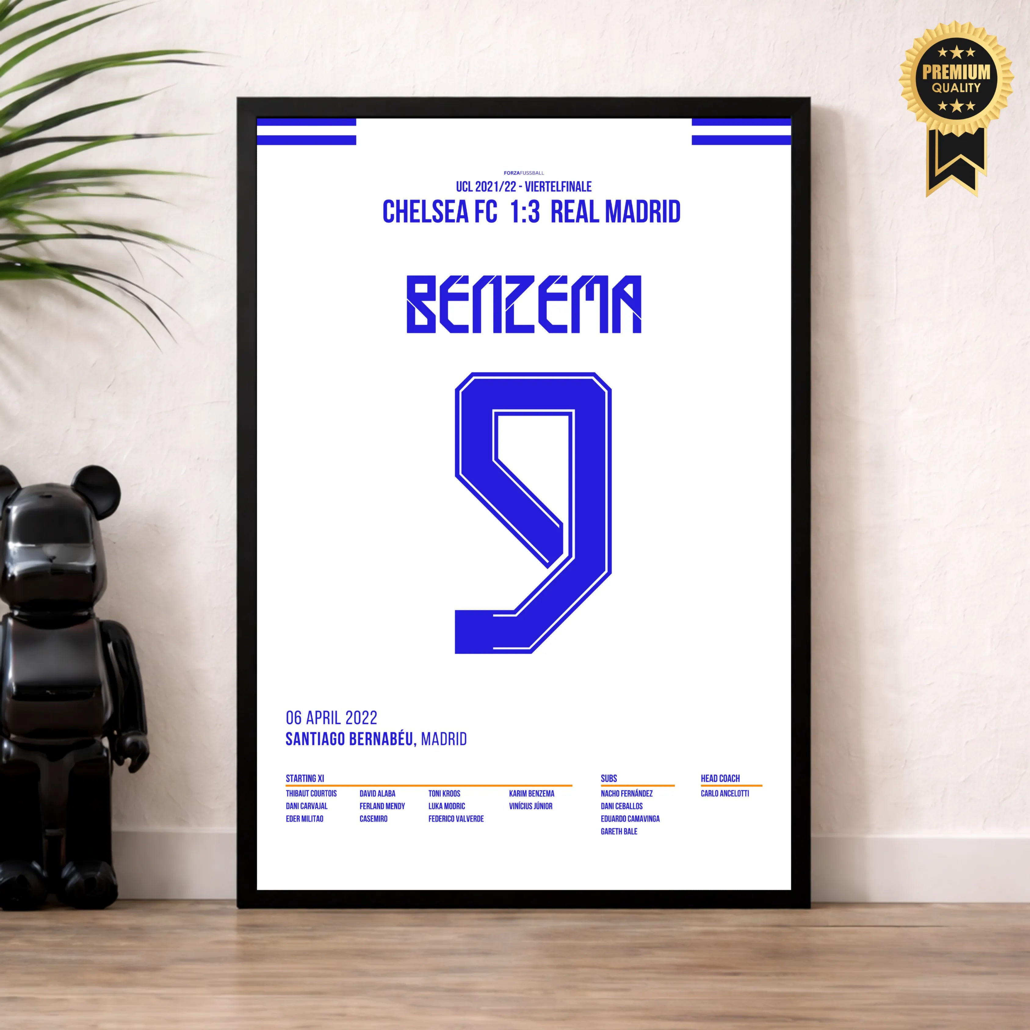 Benzema mit Hattrick an der Stamford Bridge Fußball Poster mit Rahmen