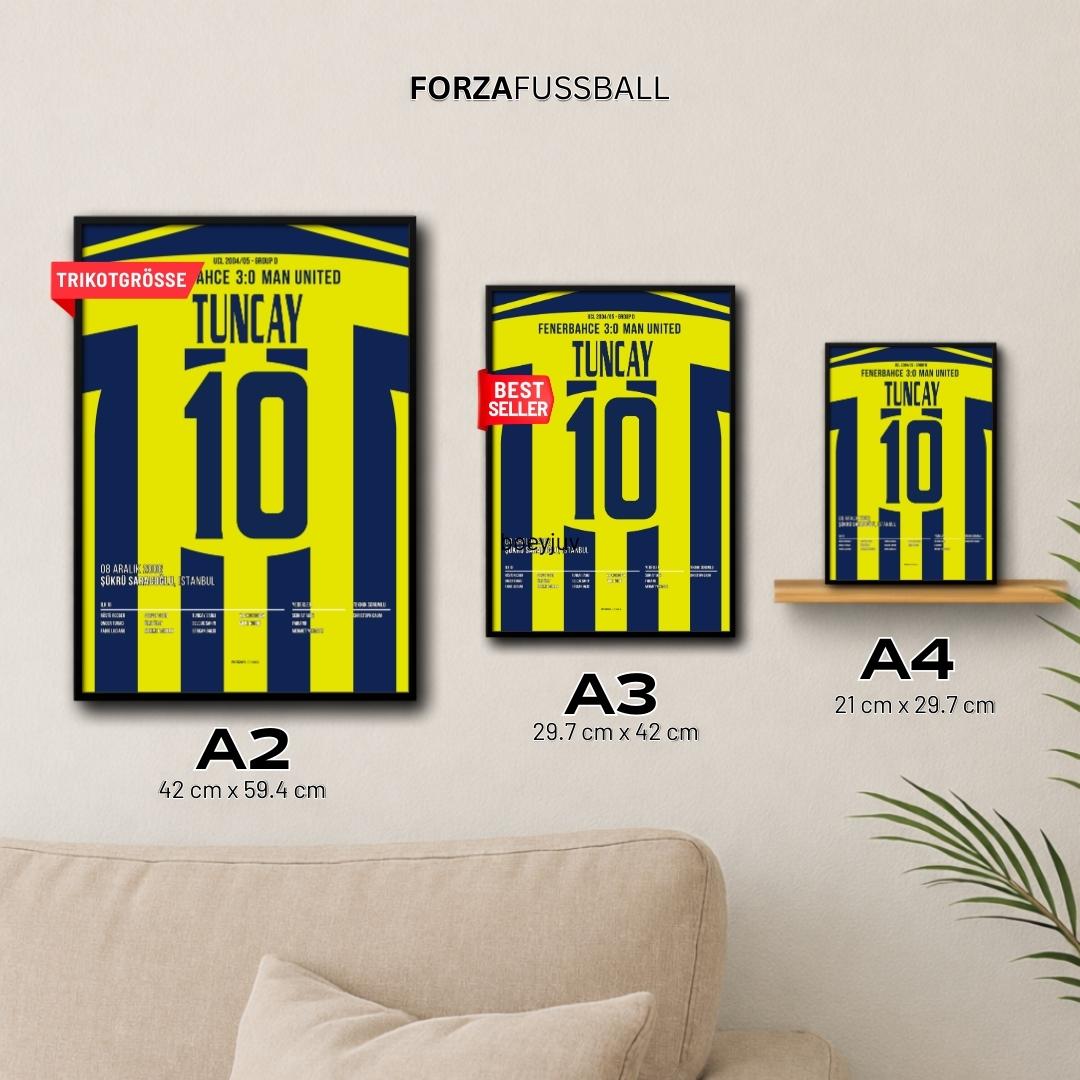 Tuncay Sanli wird zum Hattrick Hero gegen ManU Fußball Poster mit Rahmen