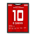 Olcay Şahan Besiktas Poster – Derbysieg gegen Fener in der 93., schwarzer Rahmen